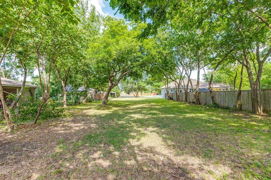 Property photo for 605 N Kentucky Street, McKinney, TX