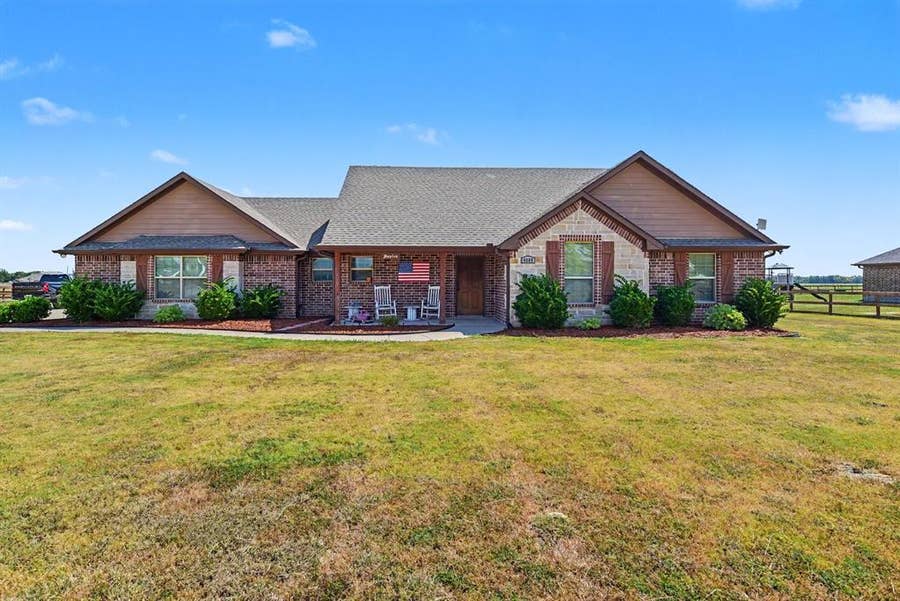 Property photo for 4909 County Road 2720, Caddo Mills, TX