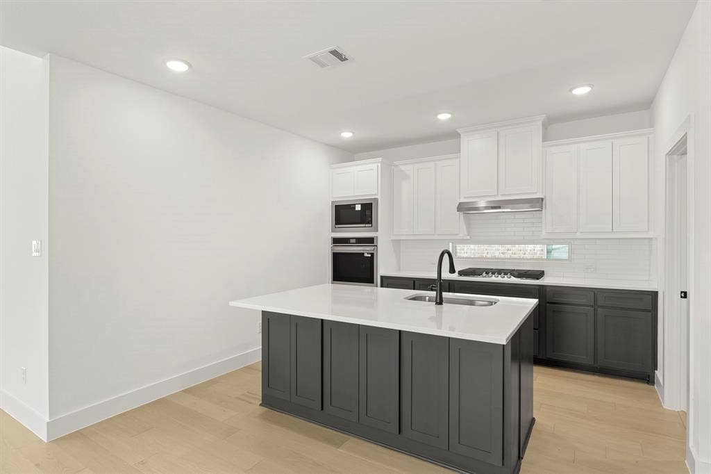 604 Wilderness Point Lane, Anna, TX 75409 10. 604 Wilderness - Kitchen (3)
