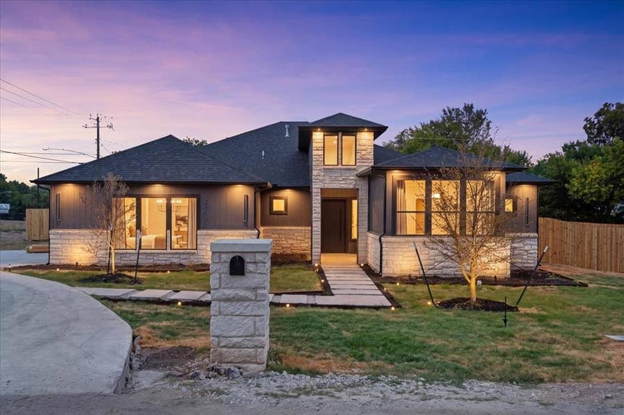 Property photo for 6306 Kemrock Drive, Dallas, TX