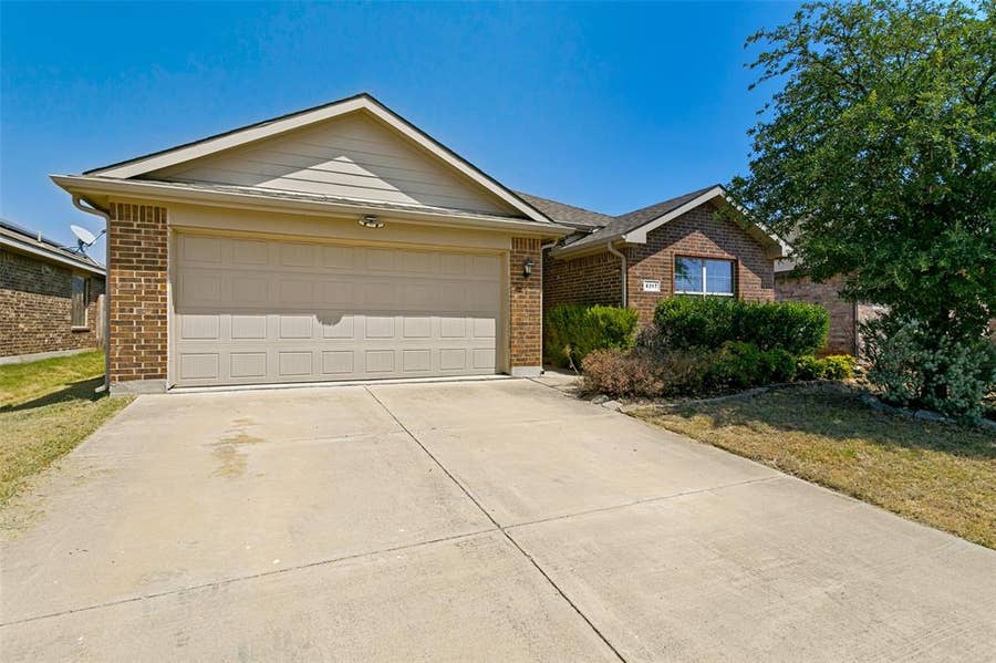 Property photo for 8817 Poynter Street, Fort Worth, TX