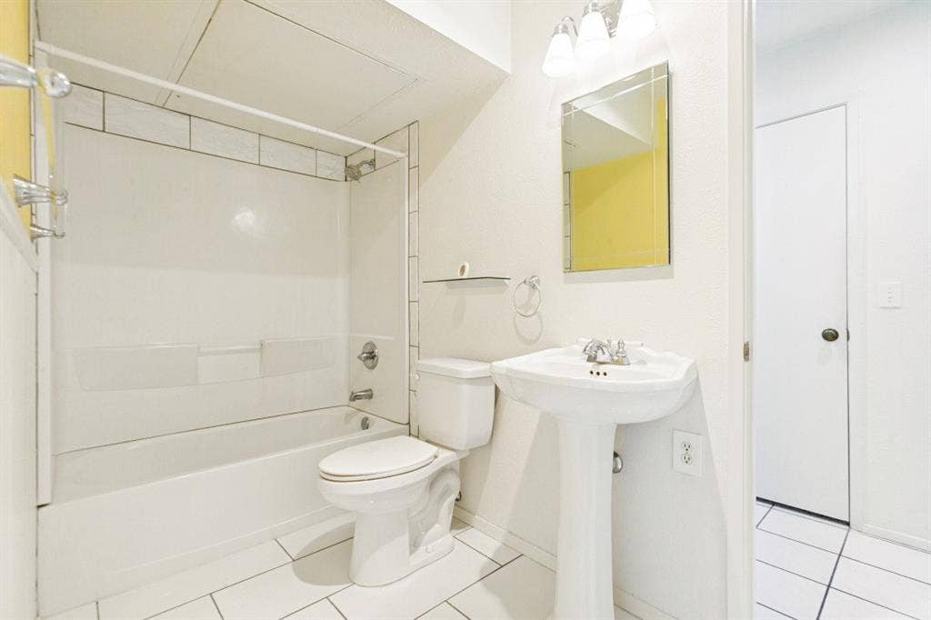 2906 Western Drive, Garland, TX 75042 2906 Western Drive, Garland, TX 75042