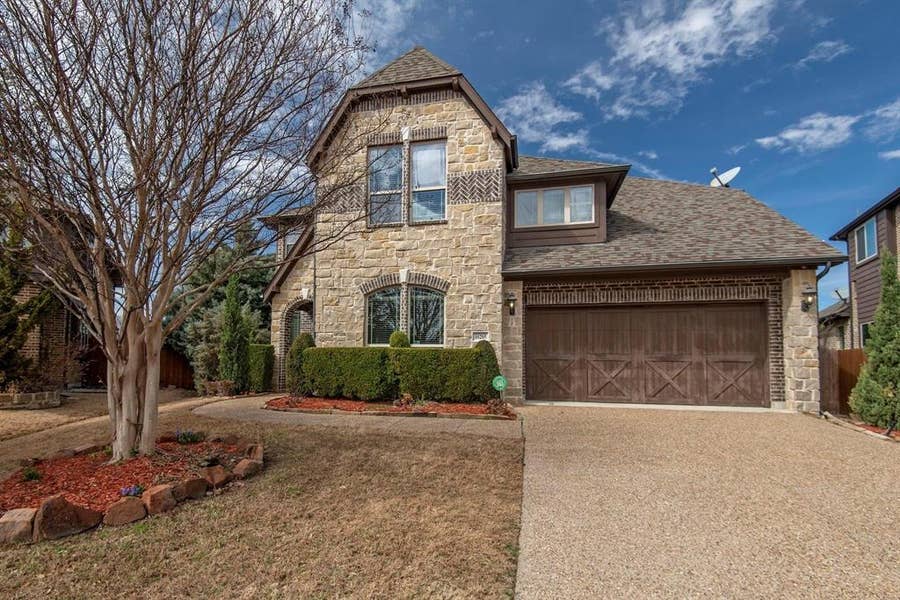 Property photo for 10205 Savoy Drive, Plano, TX