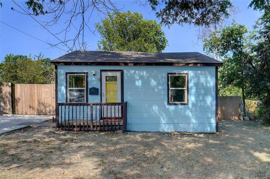 Property photo for 3040 Sappington Place, Fort Worth, TX