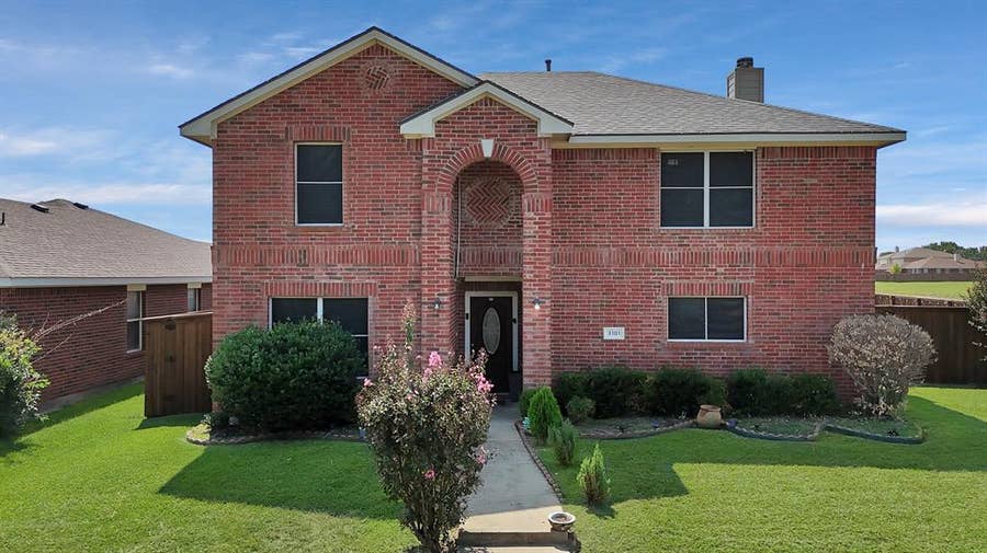 Property photo for 3101 Silver Creek Drive, Mesquite, TX