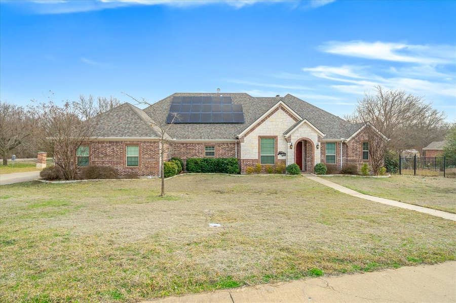 Property photo for 1088 Stephen Court, Farmersville, TX