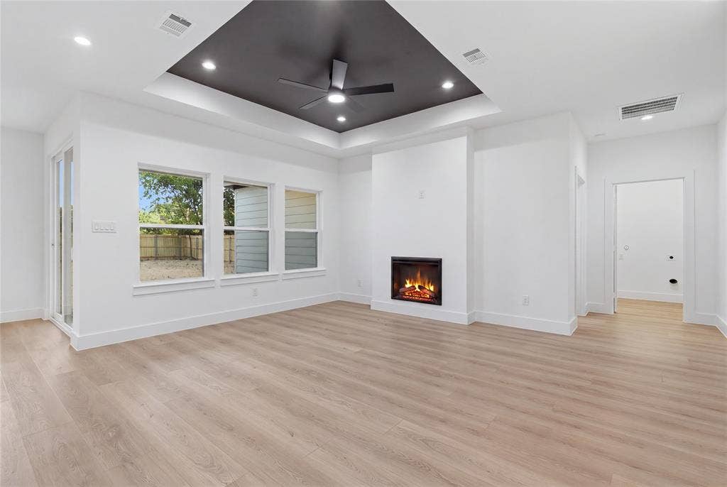 2638 Southland Street, Dallas, TX 75215 2638 Southland Street, Dallas, TX 75215