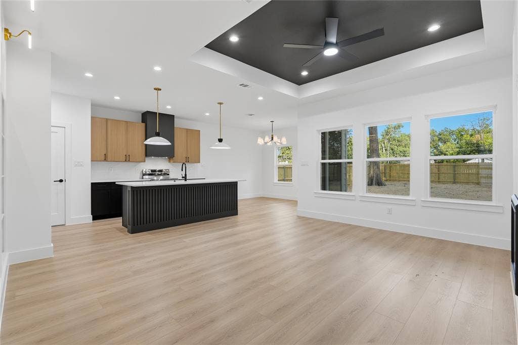 2638 Southland Street, Dallas, TX 75215 2638 Southland Street, Dallas, TX 75215