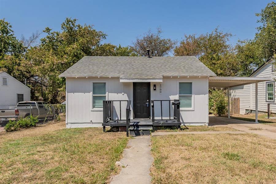Property photo for 1700 Andrew Avenue, Fort Worth, TX