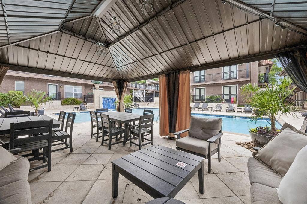 5916 Sandhurst Lane, #233, Dallas, TX 75206 5916 Sandhurst Lane, #233, Dallas, TX 75206