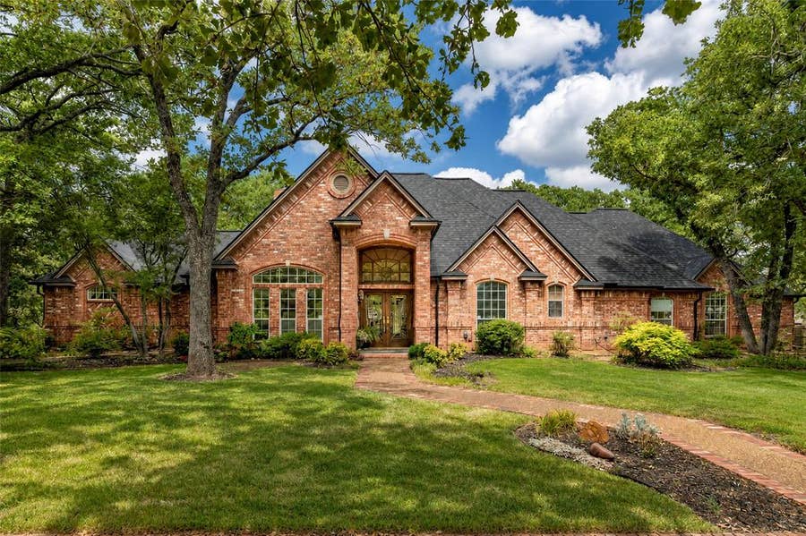 Property photo for 2930 Burney Lane, Southlake, TX