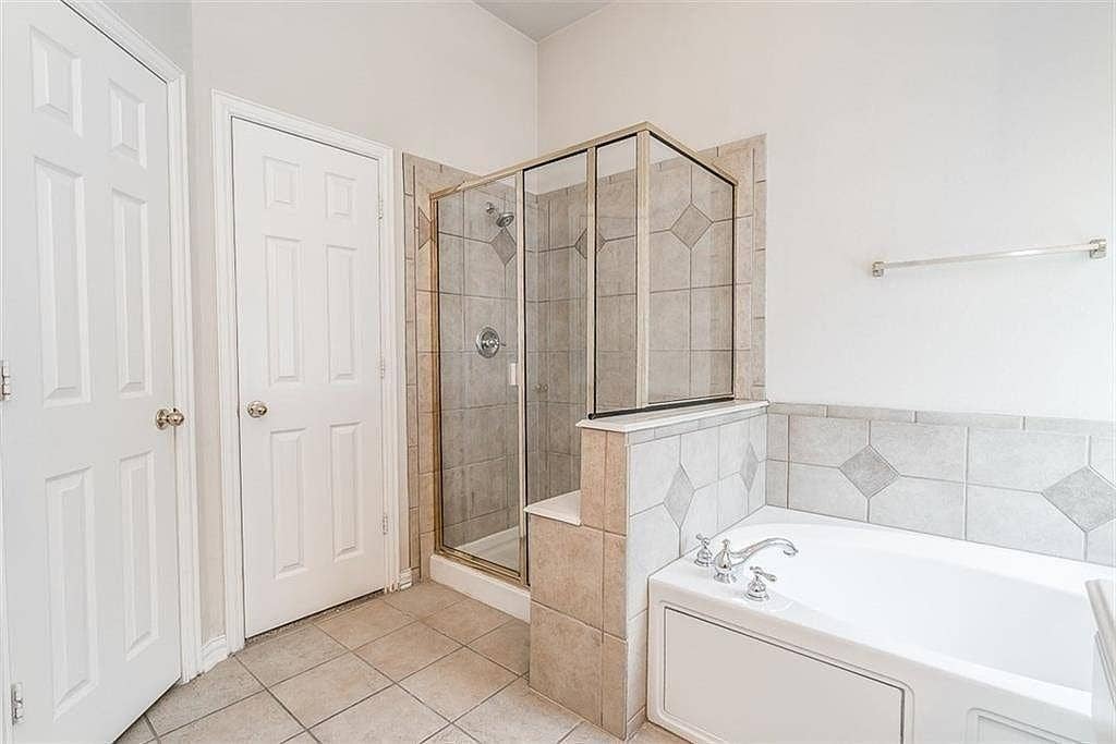 1113 Rushmore Drive, Allen, TX 75002 1113 Rushmore Drive, Allen, TX 75002
