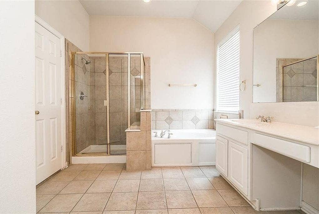 1113 Rushmore Drive, Allen, TX 75002 1113 Rushmore Drive, Allen, TX 75002