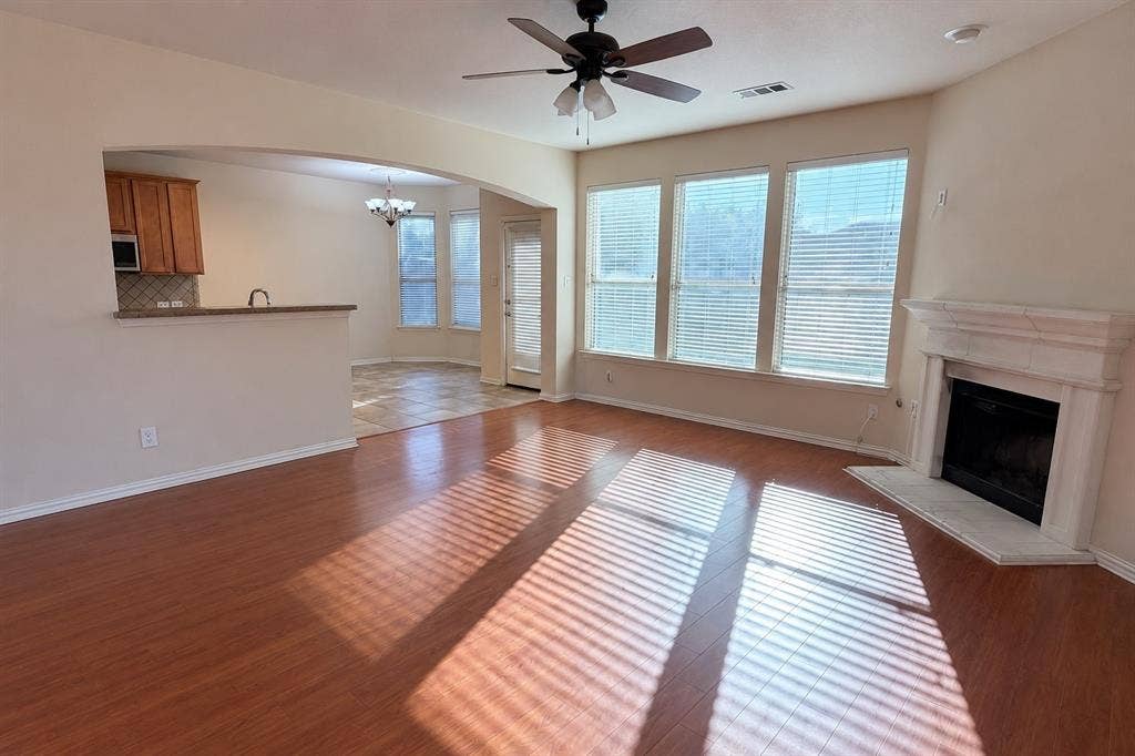 1113 Rushmore Drive, Allen, TX 75002 1113 Rushmore Drive, Allen, TX 75002