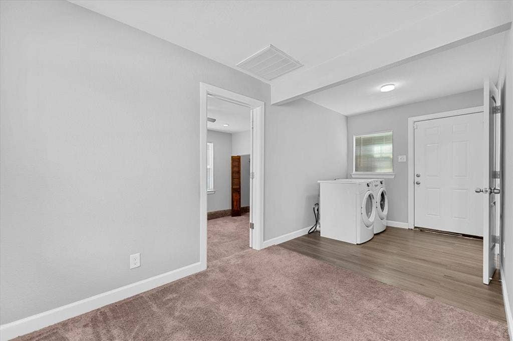 902 S Ewing Avenue, Dallas, TX 75203 902 S Ewing Avenue, Dallas, TX 75203