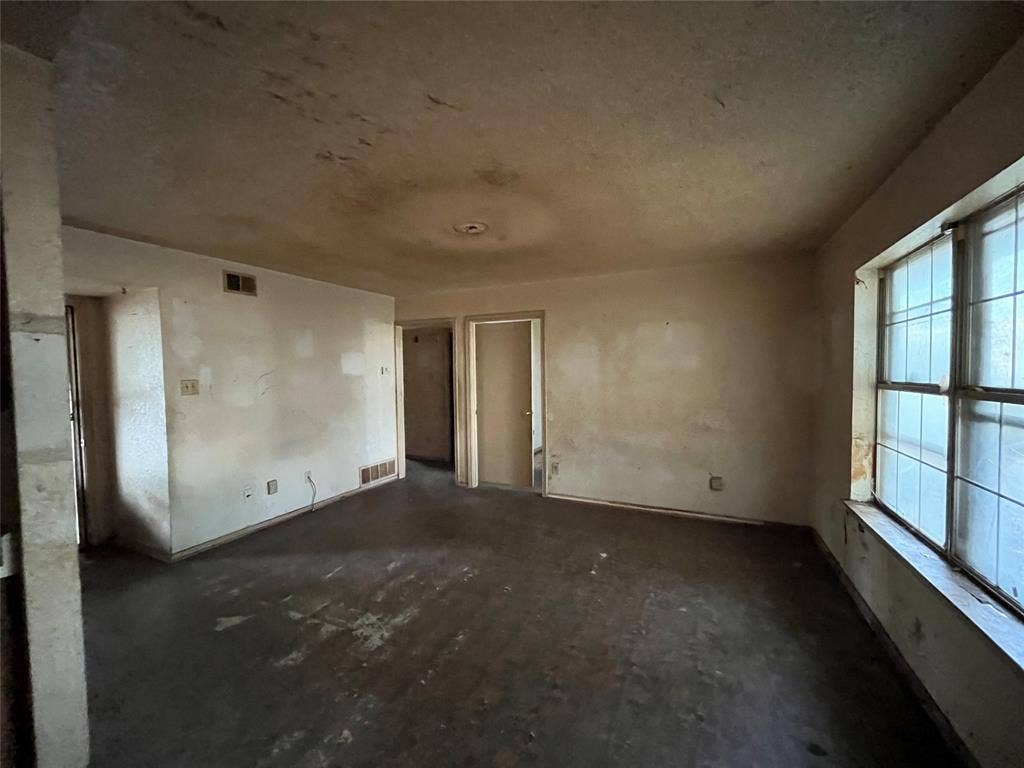 1201 Phillips Circle, Kaufman, TX 75142