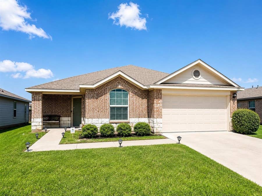 Property photo for 15304 Harkness Pass, Austin, TX