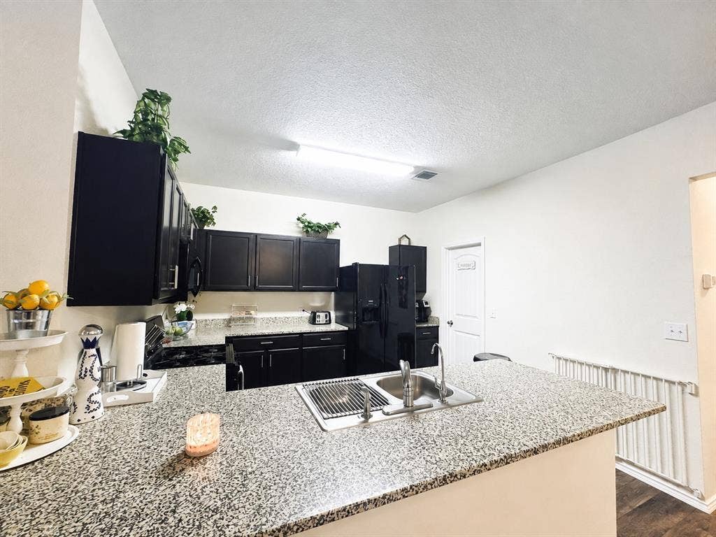 15304 Harkness Pass, Austin, TX 78725 15304 Harkness Pass, Austin, TX 78725
