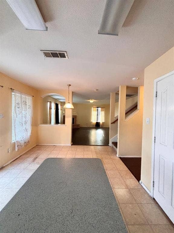 700 Gemstone Trail, Arlington, TX 76002 Vie