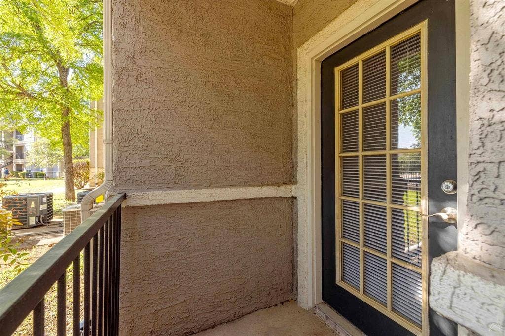 11908 Anderson Mill Road, #0734, Austin, TX 78726 Move In Now and Receive the rest of June free + 1 month free! Earn Cash Back Just for Paying Rent On Time! Ask us how!