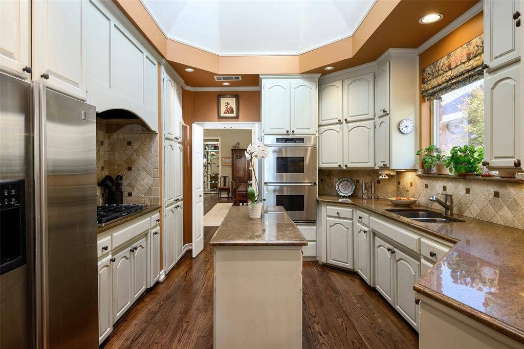 11904 Forest Lakes Lane, Dallas, TX 75230 11904 Forest Lakes Lane, Dallas, TX 75230