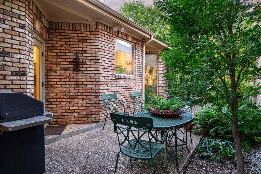 11904 Forest Lakes Lane, Dallas, TX 75230 11904 Forest Lakes Lane, Dallas, TX 75230