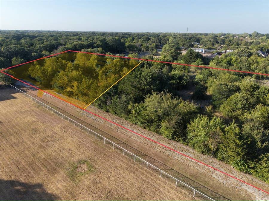 Property photo for 13301 Greengrove Lane, Dallas, TX