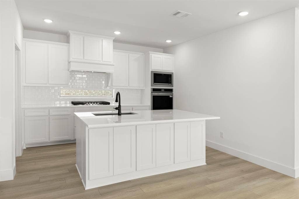 609 Wilderness Point Lane, Anna, TX 75409 08. 609 Wilderness - Kitchen (3)