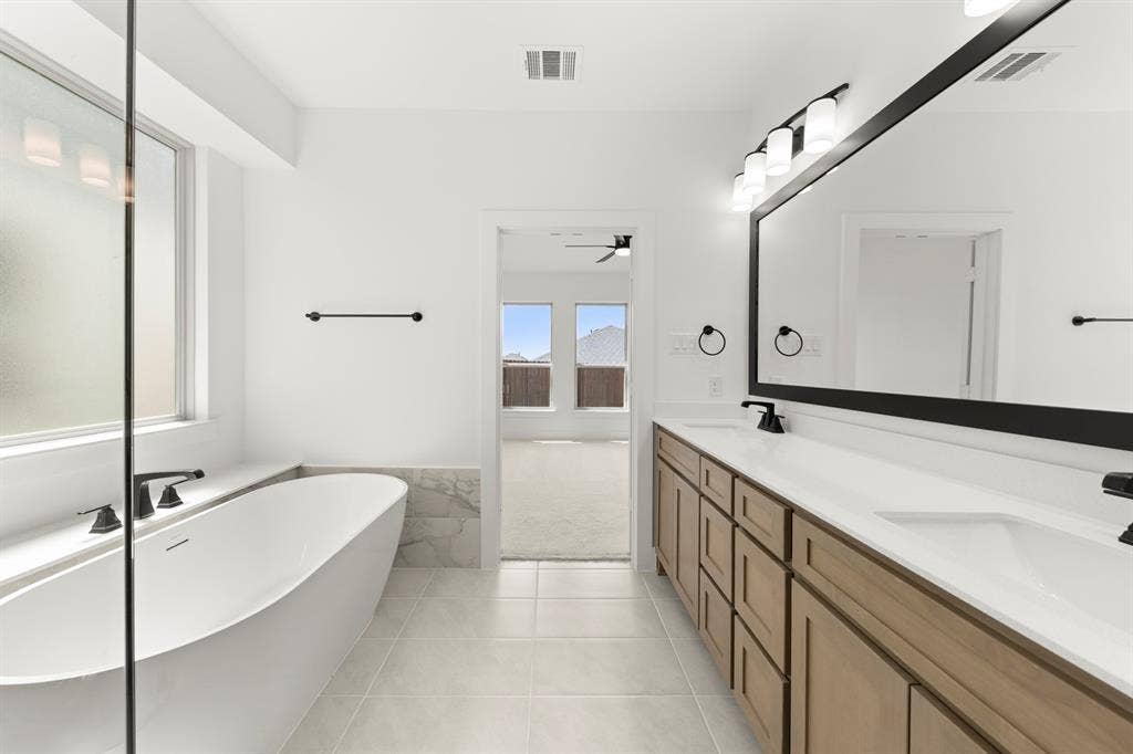 609 Wilderness Point Lane, Anna, TX 75409 18. 609 Wilderness - Bath (4)