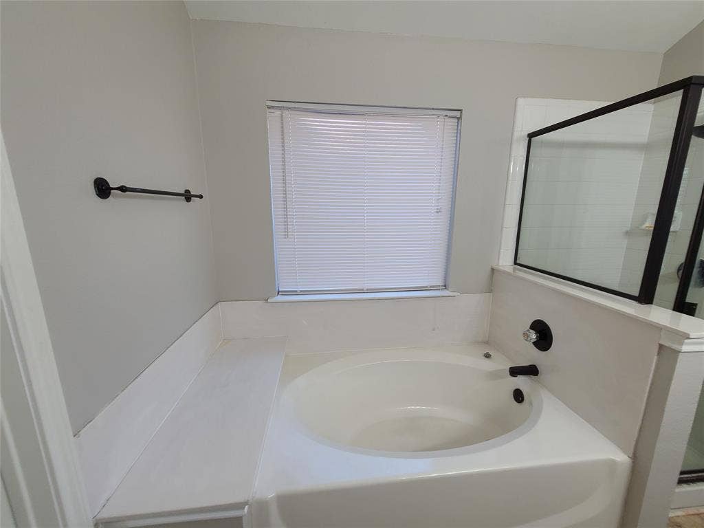 1101 Hidden Glade Drive, Mansfield, TX 76063 1101 Hidden Glade Drive, Mansfield, TX 76063
