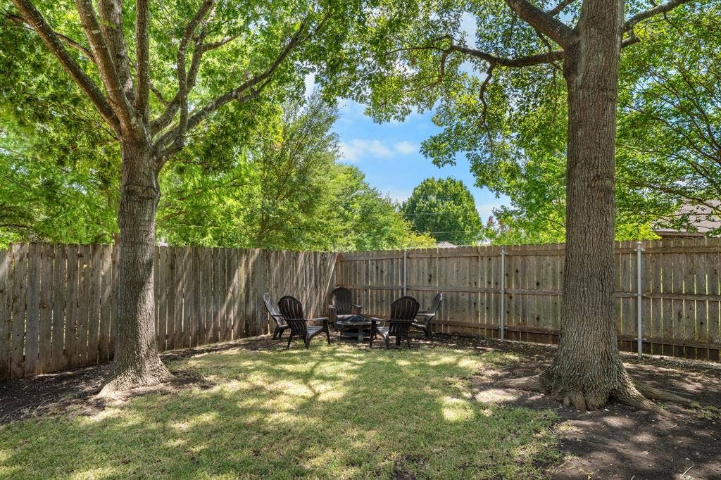 9604 Yellowstone Road, Waco, TX 76712 9604 Yellowstone Road, Waco, TX 76712