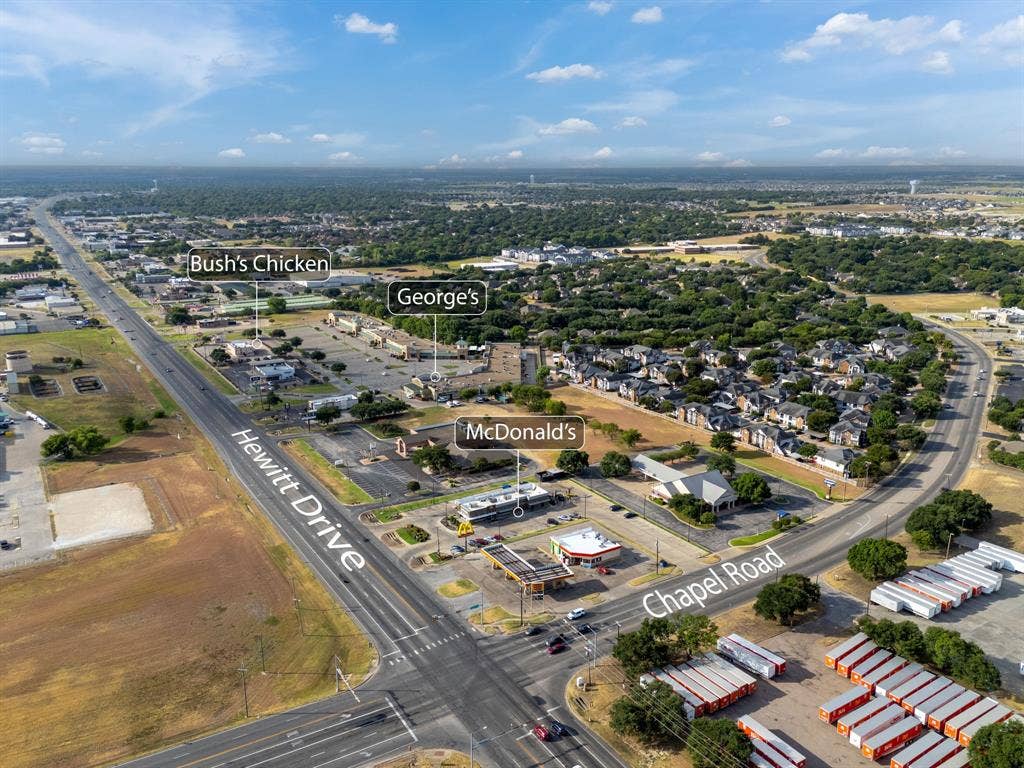 9604 Yellowstone Road, Waco, TX 76712 9604 Yellowstone Road, Waco, TX 76712