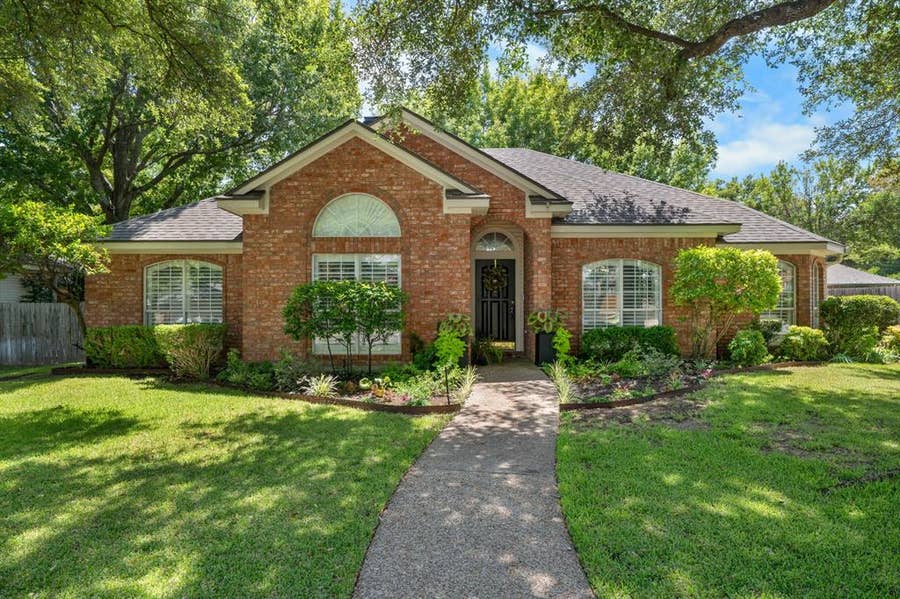 Property photo for 9604 Yellowstone Road, Waco, TX