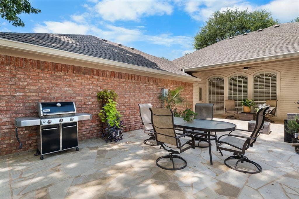 9604 Yellowstone Road, Waco, TX 76712 9604 Yellowstone Road, Waco, TX 76712