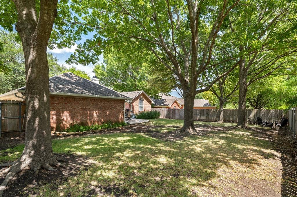 9604 Yellowstone Road, Waco, TX 76712 9604 Yellowstone Road, Waco, TX 76712
