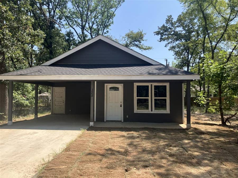 Property photo for 125 Pawnee Trail, Mabank, TX