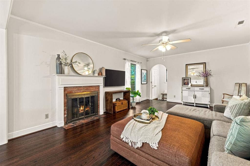 6000 Revere Place, Dallas, TX 75206 6000 Revere Place, Dallas, TX 75206