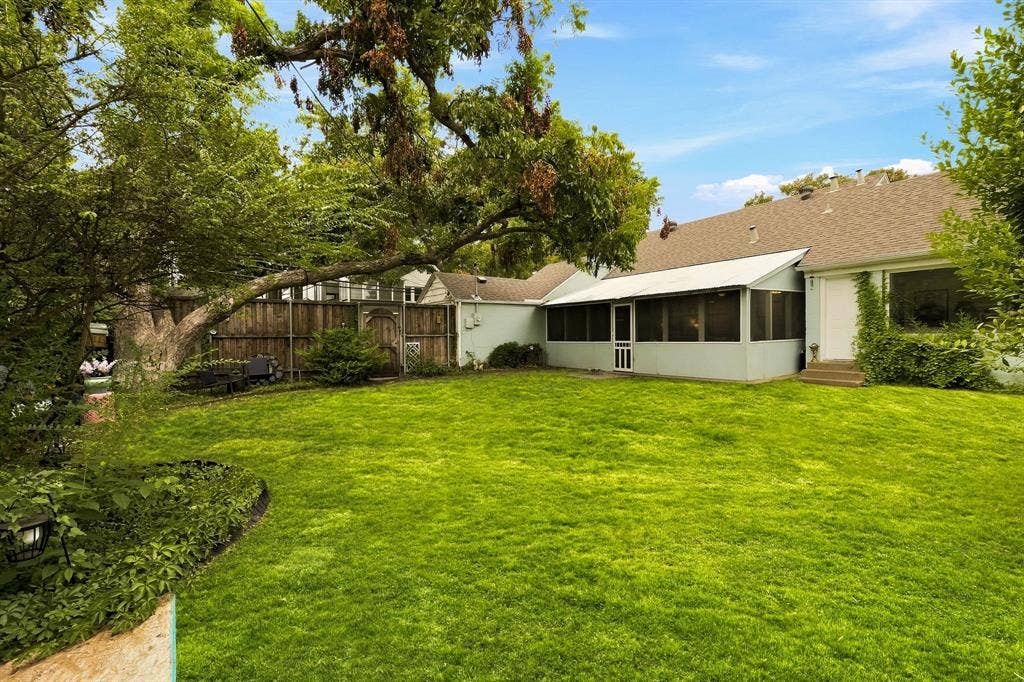6000 Revere Place, Dallas, TX 75206 6000 Revere Place, Dallas, TX 75206