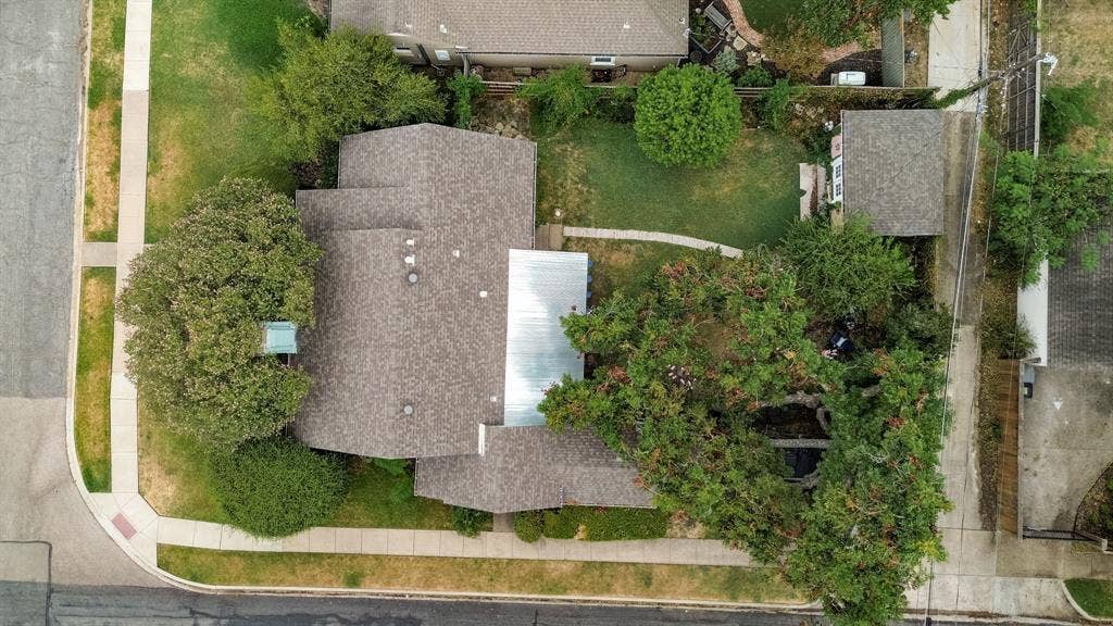 6000 Revere Place, Dallas, TX 75206 6000 Revere Place, Dallas, TX 75206