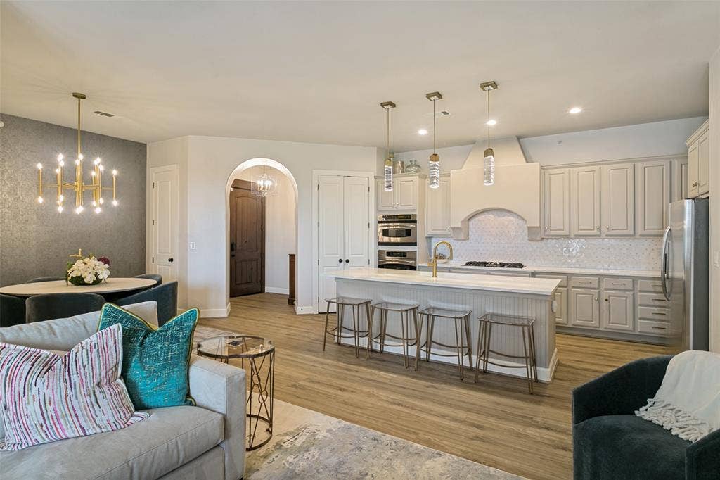 610 Via Ravello, #406, Irving, TX 75039 610 Via Ravello, #406, Irving, TX 75039