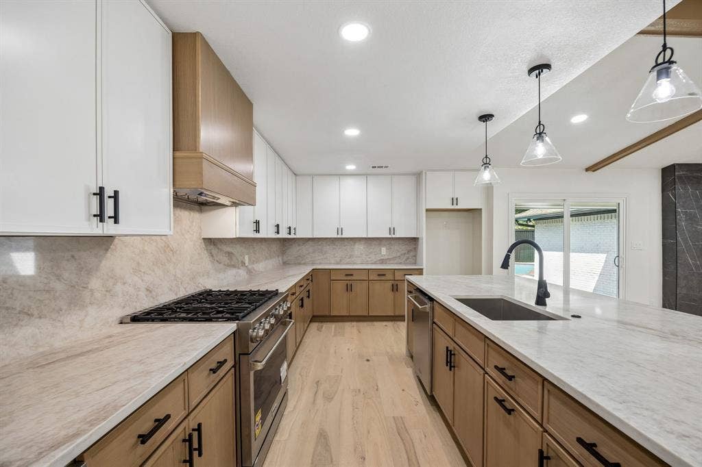 10015 Milltrail Drive, Dallas, TX 75238 10015 Milltrail Drive, Dallas, TX 75238