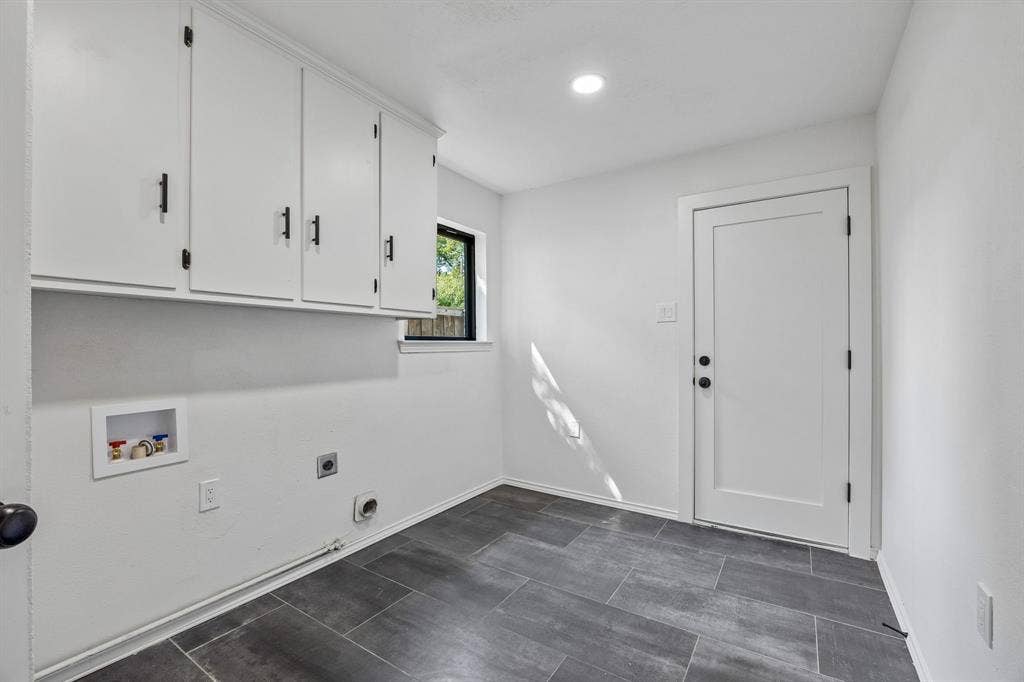 10015 Milltrail Drive, Dallas, TX 75238 10015 Milltrail Drive, Dallas, TX 75238