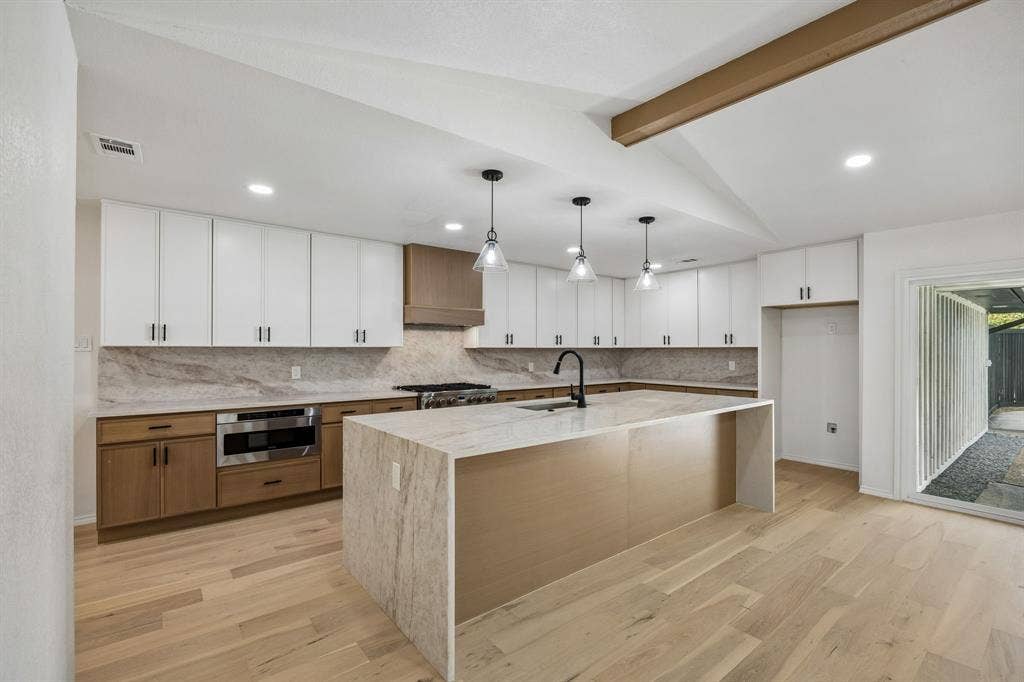 10015 Milltrail Drive, Dallas, TX 75238 10015 Milltrail Drive, Dallas, TX 75238