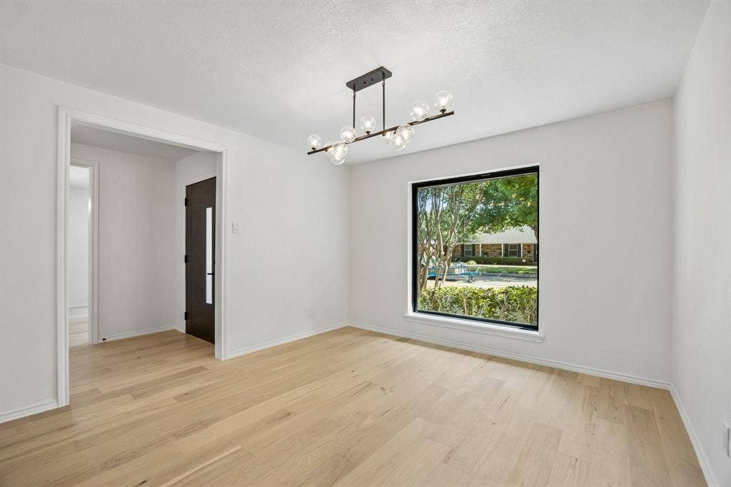 10015 Milltrail Drive, Dallas, TX 75238 10015 Milltrail Drive, Dallas, TX 75238