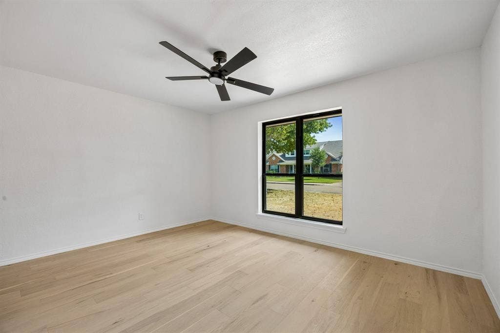10015 Milltrail Drive, Dallas, TX 75238 10015 Milltrail Drive, Dallas, TX 75238