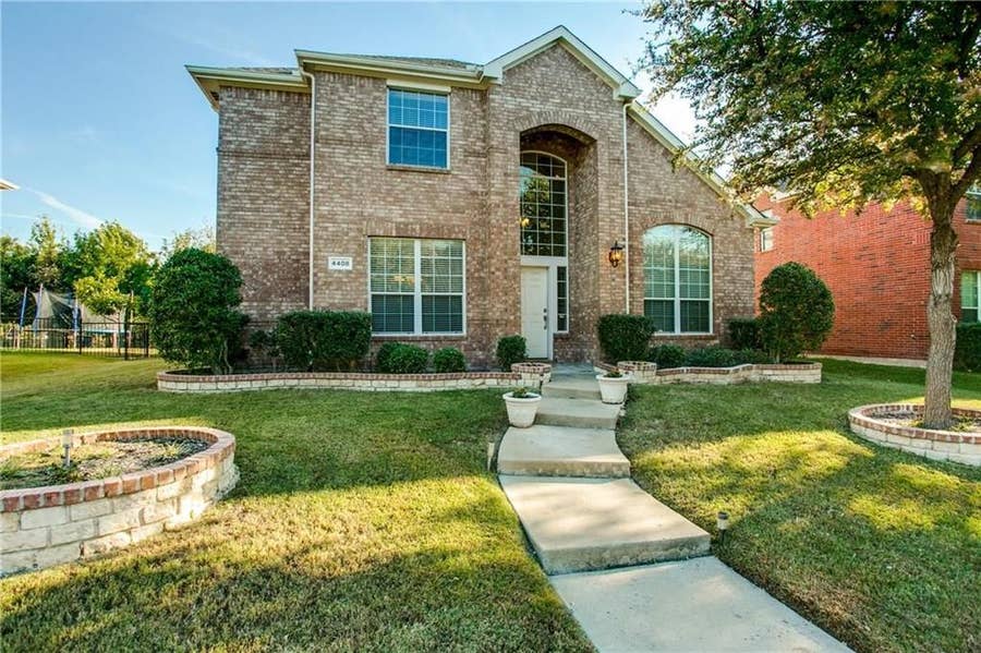Property photo for 4408 Caledonia Creek Lane, Plano, TX