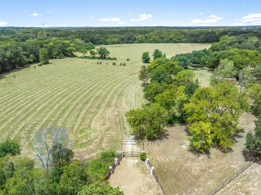 Property photo for TBD Wood Street, Athens, TX