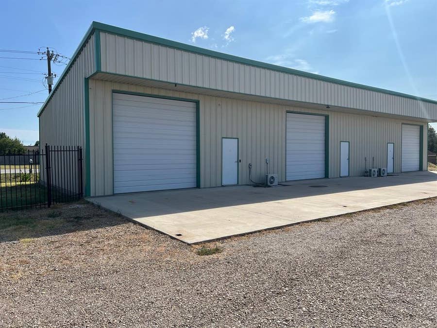 Property photo for 10987 Windy Lane Ste C, Forney, TX