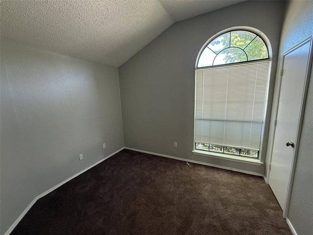 404 Seminary Ridge, Mesquite, TX 75149 404 Seminary Ridge, Mesquite, TX 75149