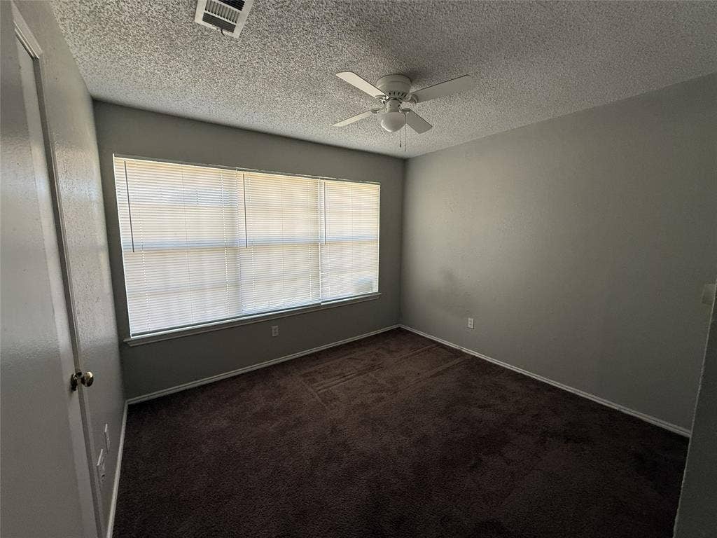 404 Seminary Ridge, Mesquite, TX 75149 404 Seminary Ridge, Mesquite, TX 75149